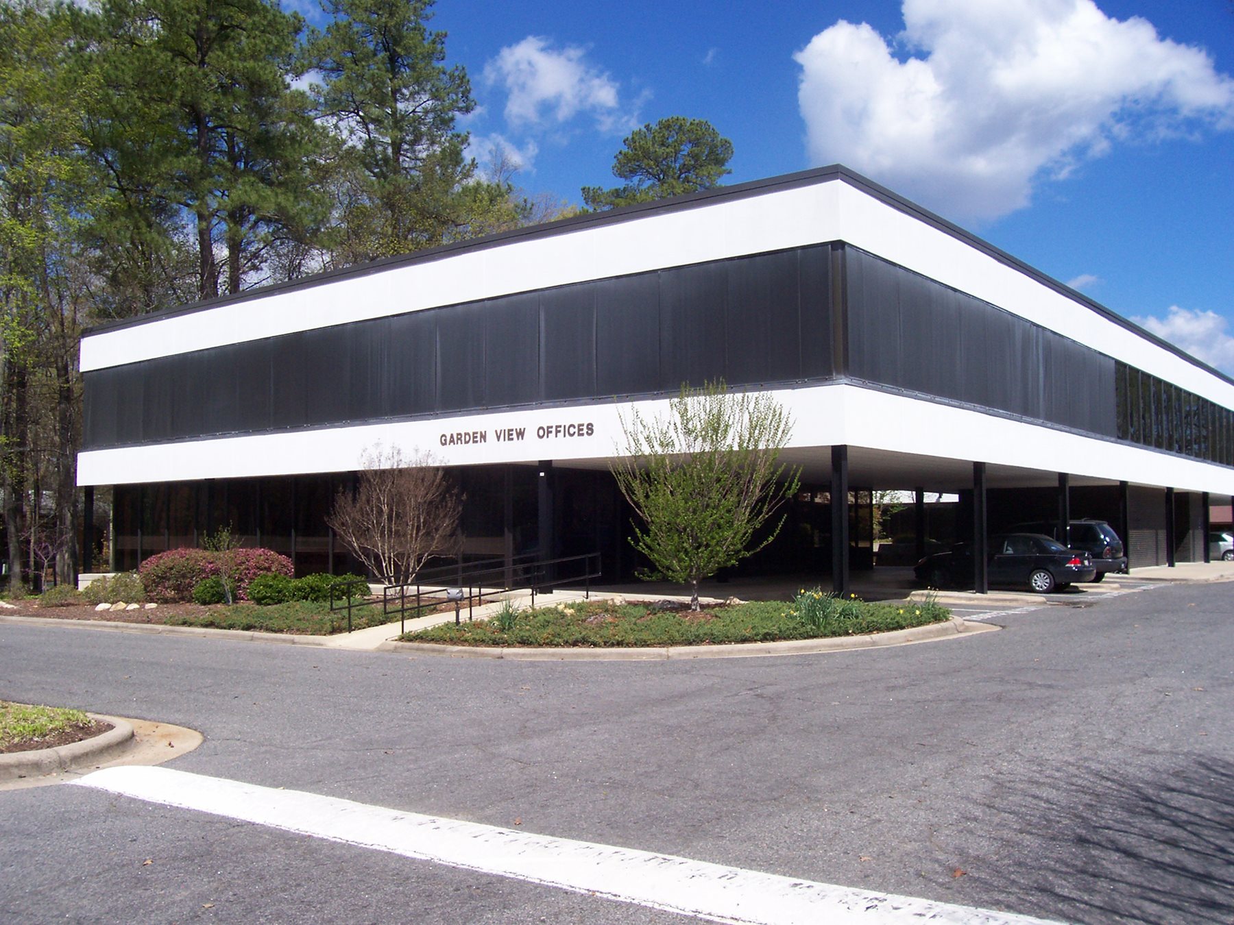 Garden View Office Bldg.